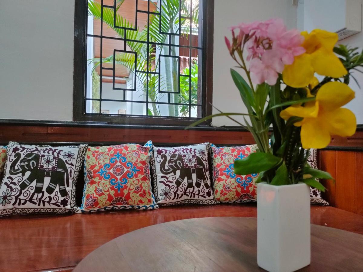 Lotus Corner - Heritage B&B Luang Prabang Zewnętrze zdjęcie